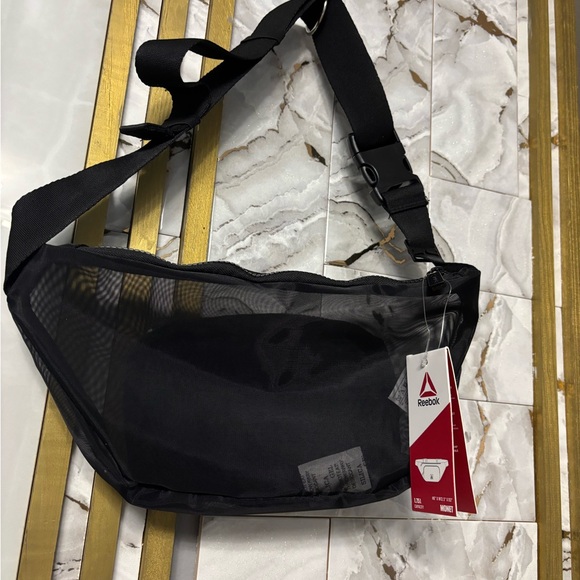Reebok Other - Reebok Black Mesh Belt Bag
